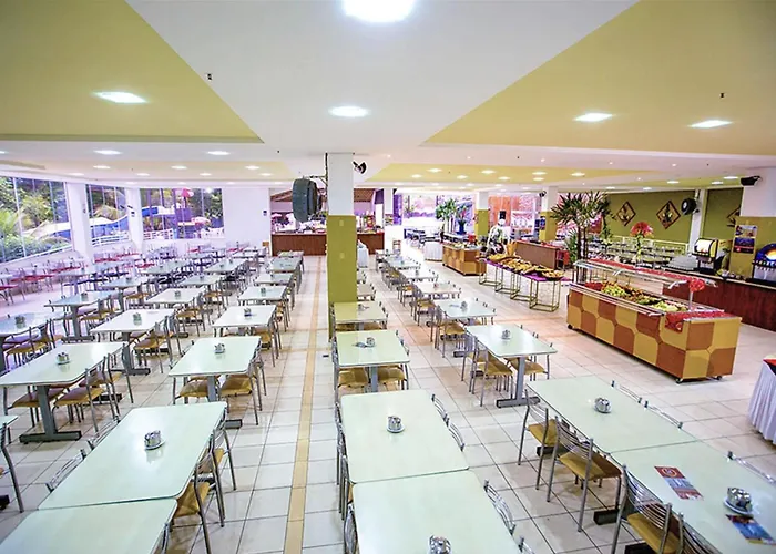 Golden Dolphin Grand Hotel - Apartamento Com Vista