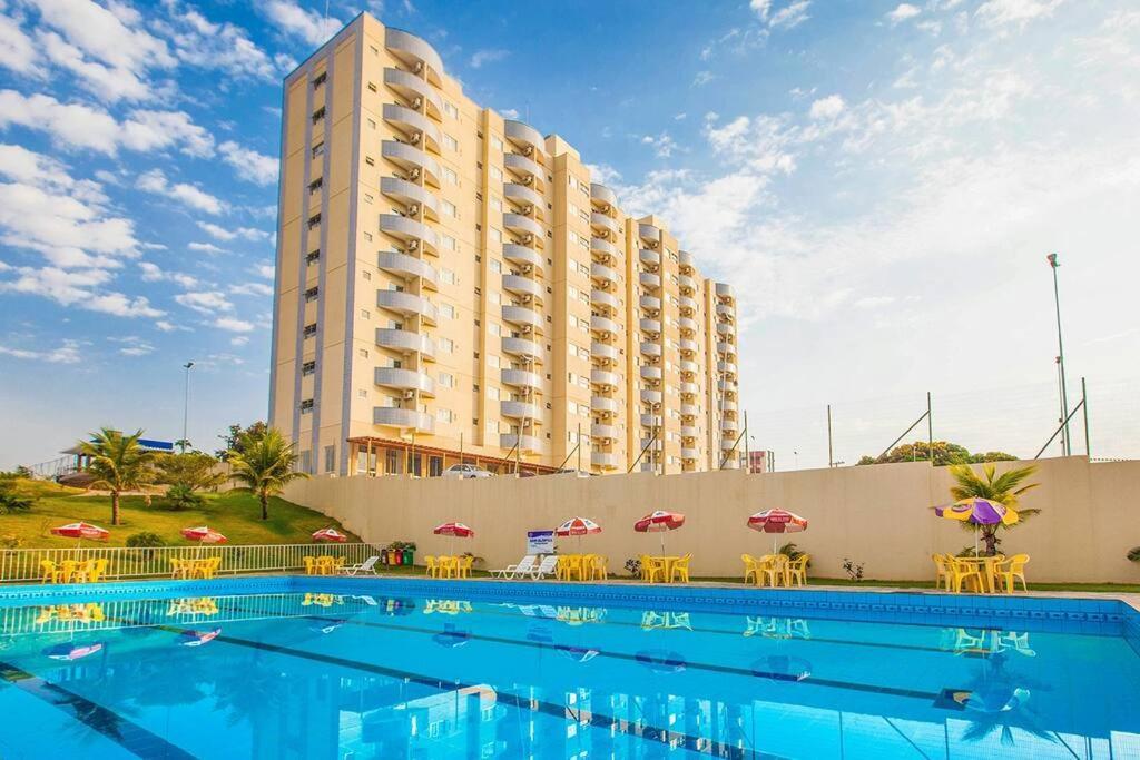 Golden Dolphin Grand - Com Vista Apartment