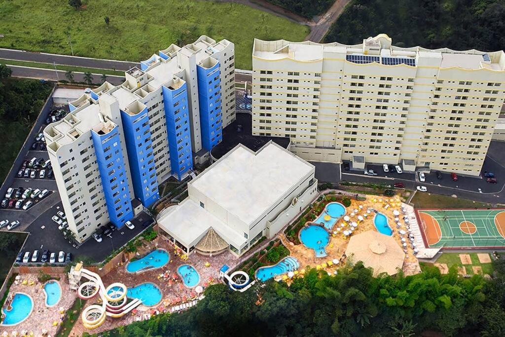 Golden Dolphin Grand - Com Vista Apartment