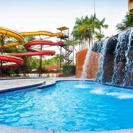 Golden Dolphin Grand Hotel - Apartamento Com Vista Caldas Novas Exterior photo